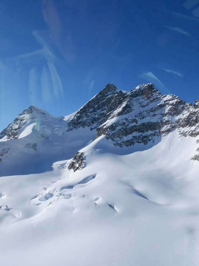 ❄️ เที่ยว Jungfrau – สัมผัส “Top of Europe” 
