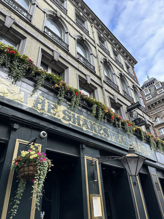 5 Iconic Pubs in London You Need to Visit