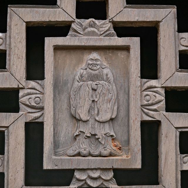 Windows of Art and Light – The Hidden Beauty of Wanliuzhou Island 🌞🏝️🪟
