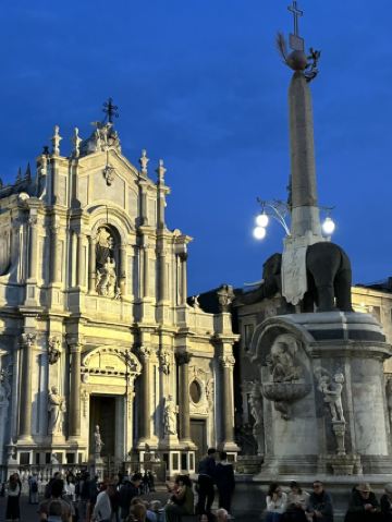 卡塔尼亞一日遊🗺️🌋