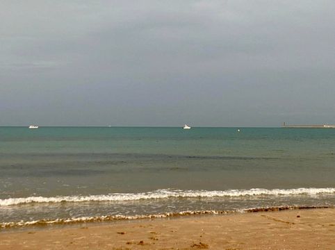 Malvarrosa – The Most Beautiful and Famous Beach in Valencia Malvarrosa – The Most Beautiful and Famous Beach in Valencia