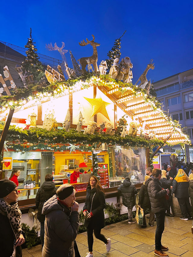 Karlsruhe Christmas Magic 2024: A Winter Wonder You Can’t Miss! 🇩🇪 Karlsruhe Christmas Magic 2024: A Winter Wonder You Can’t Miss! 🇩🇪