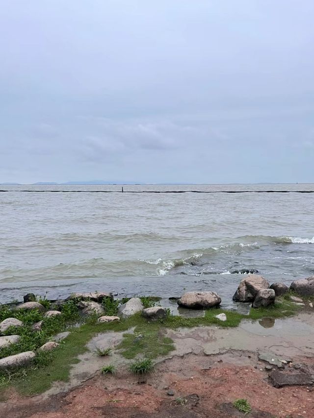 湖州一日遊|太湖  月亮落入了凡塵