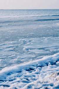第一次看見凍海，秦皇島冰推