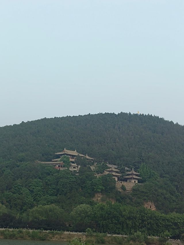洛陽龍門石窟一日遊