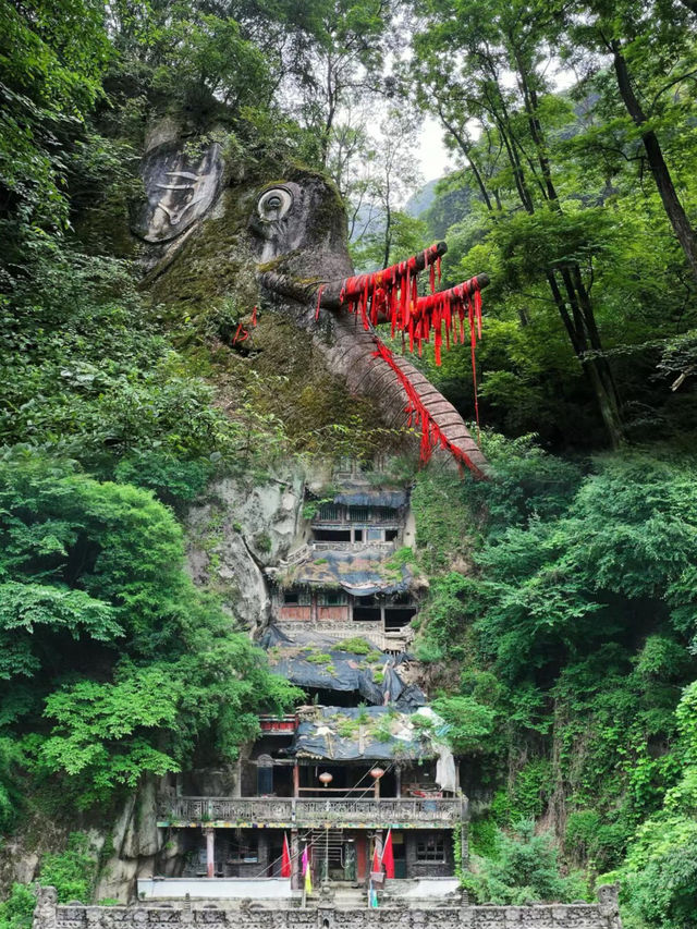 西安周邊 | 有點怕！請與壯漢一同前往！
