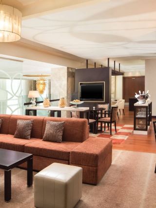 🌟 Bratislava's Best: Sheraton's 5-Star Charm ✨