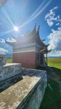 一起看寧瑪寺已載入世界最大的《大藏經》轉經筒