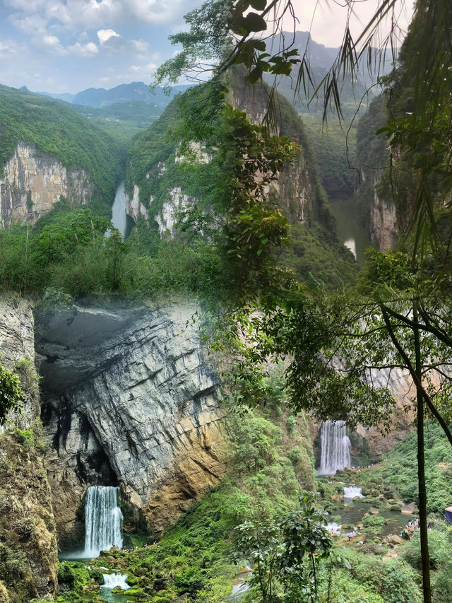 貴陽羊皮洞||我被高山環繞，山水自會為我祈禱