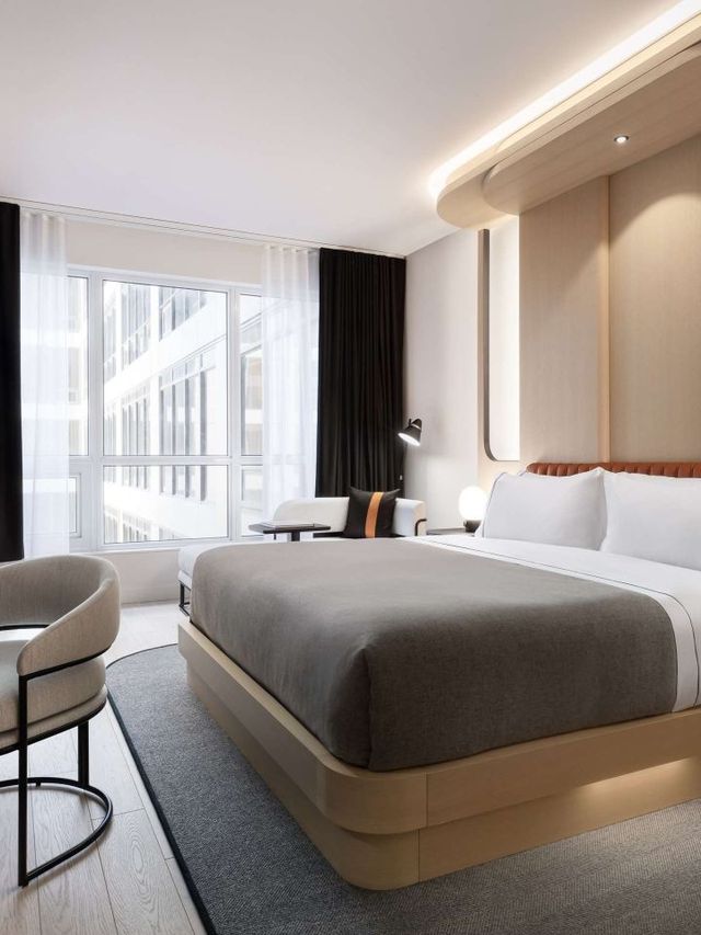 🌟🏨 Explore Toronto's Chic Side at Canopy by Hilton Yorkville 🌟