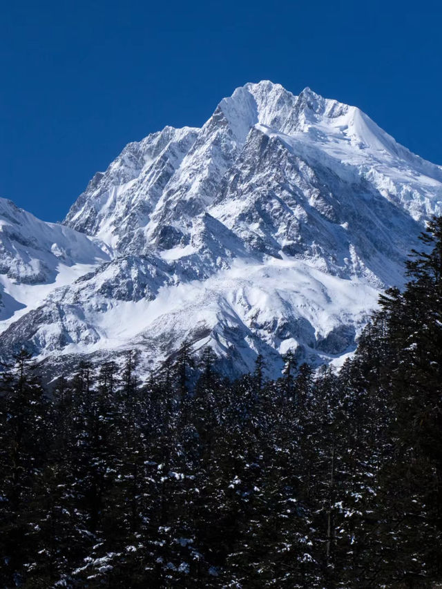 聽我說，冬天去川西看雪山。
