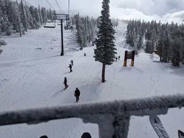 How to Enjoy Skiing at Heavenly During Peak Season