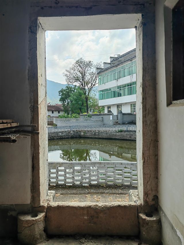 江西興國三僚古村。