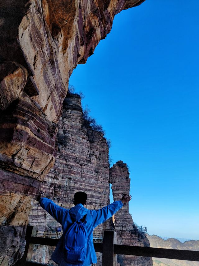 邯鄲東太行山 天門守山與垂直溝縫