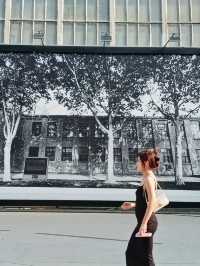 在北京798藝術區觀賞中國頂尖藝術展覽