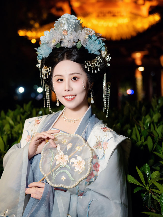宋制珍珠妆 . 杜甫江阁