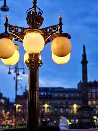 Evening Stroll Through George Square: A Glasgow Highlight 🌆✨🏛️🌙