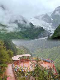 嚟自冰川與雪山嘅震撼