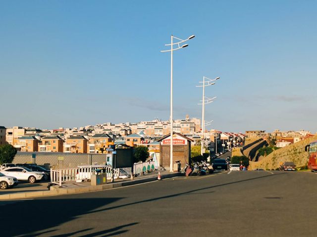 「一日睇盡刺桐城，細路玩到癲我影到靚！」