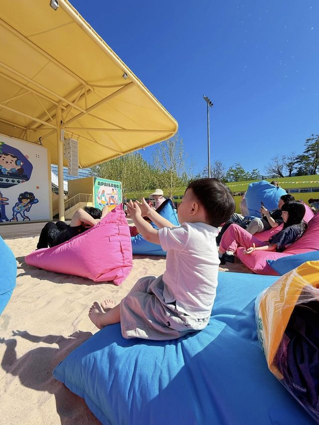 北京朝陽公園卷上天！這片AI海灘讓我以為在三亞🏖️✨