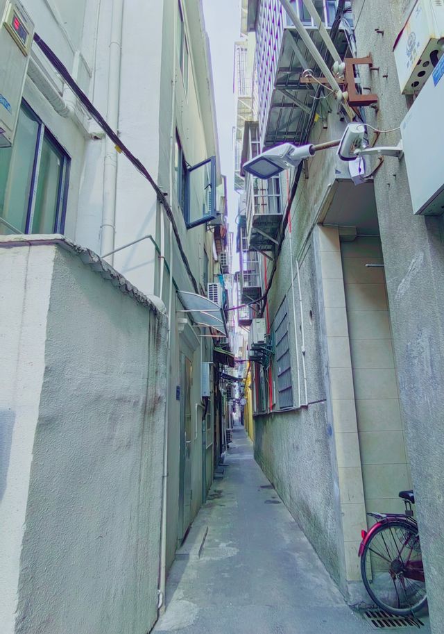 南洋風情，騎樓密碼：一座會呼吸嘅建築史詩