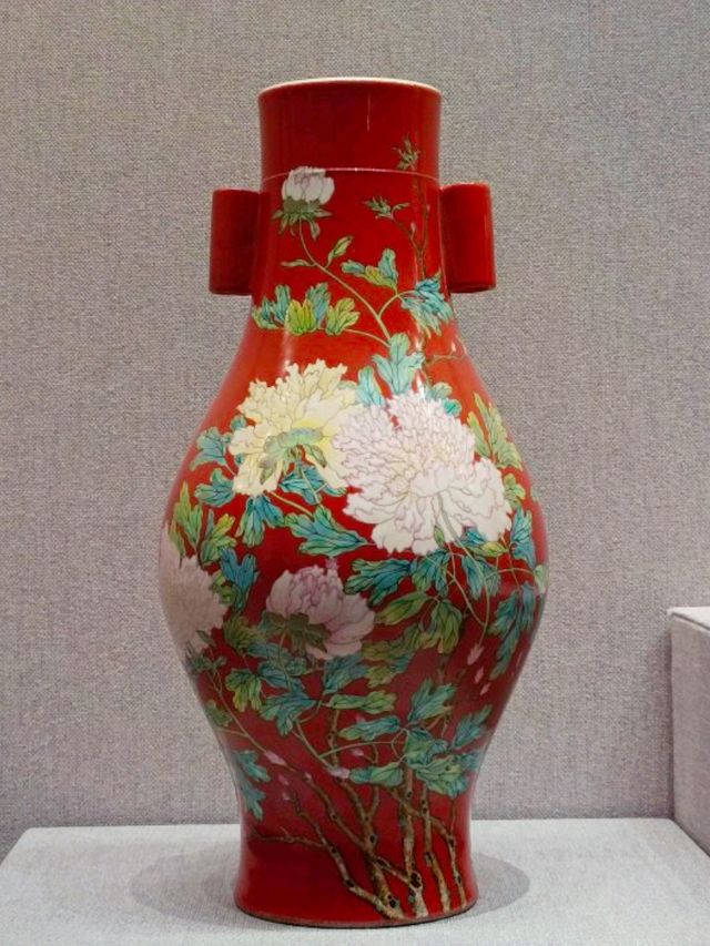A Cultural Gem by West Lake: The Wonders of Zhejiang Museum