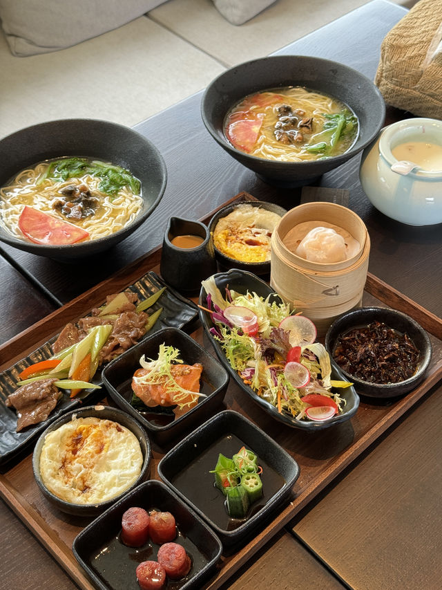 麗江山谷中的頂級度假酒店