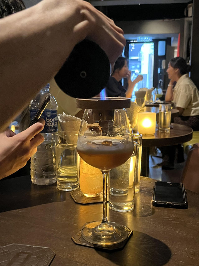 🥃香港酒吧最新合集！4間必試特色酒吧盲盒體驗超驚喜🖤