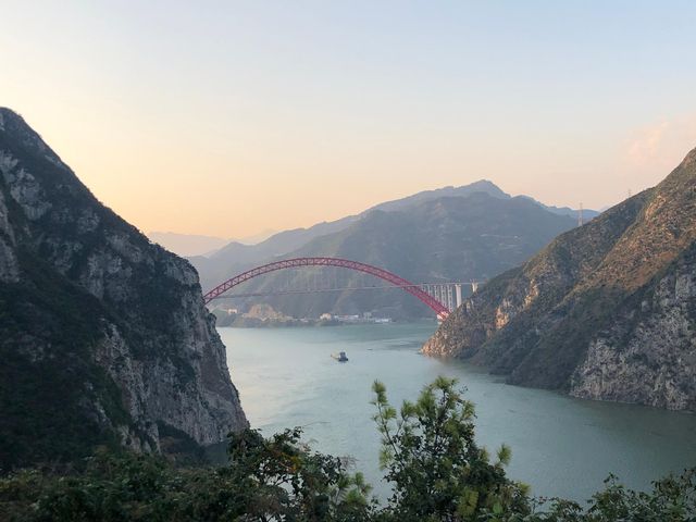 宜昌三日兩夜，人均500玩轉網紅山水城