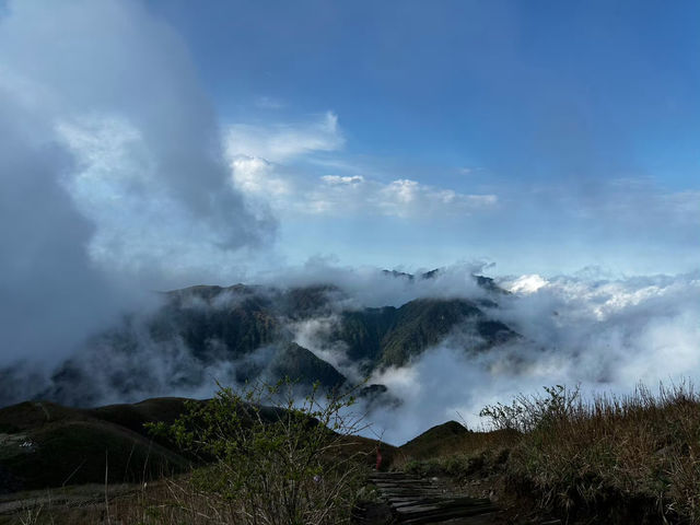 武功山2天1夜徒步全攻略｜雲端草甸超治癒