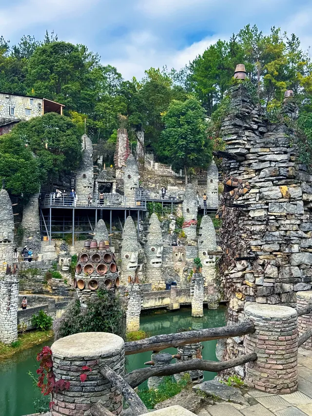 隨風直到夜郎西 🪨 隨風直到夜郎西 🪨