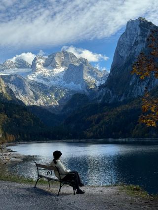 The Emerald Secret next to Hallstatt | A guide to wandering around Lake Gosau, Austria  If Hallstatt is a bustling fairy tale on a postcard, then 