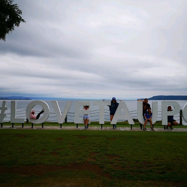 Taupo, a day walk without the dive or both