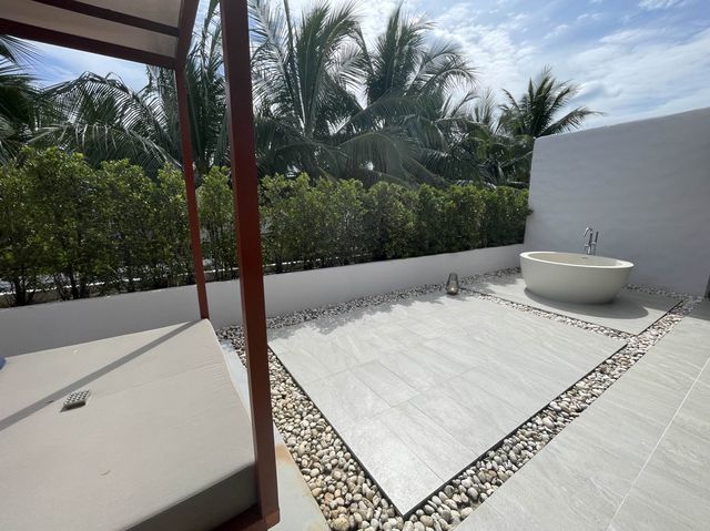 Melia Phuket Mai Khao, why are you so pretty?