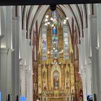  โบสถ์เซนต์โจเซฟ (St. Joseph Cathedral) ⛪️