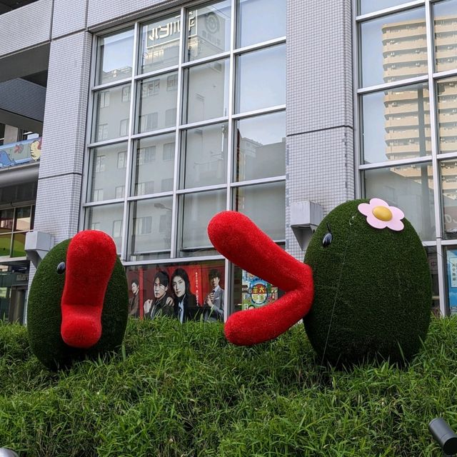 カンテーレの、ハチエモングリーンが可愛い。