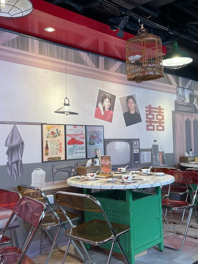 尖咀打卡老香港情懷風味火鍋店！