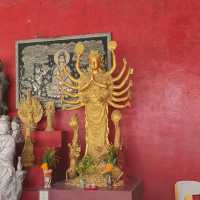 นมัสการ พระพุทธรูปหยกขาว 