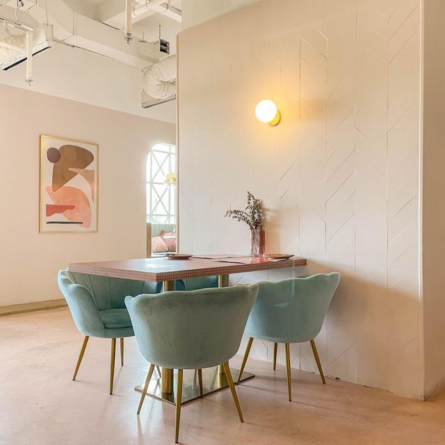 Semi-Arch Design Cafe: The Great Mischief