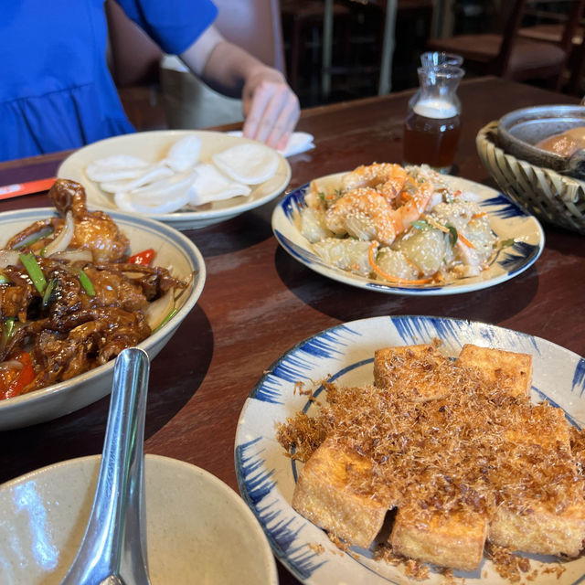 オバマ元大統領も訪れたベトナム郷土料理店🍽️
