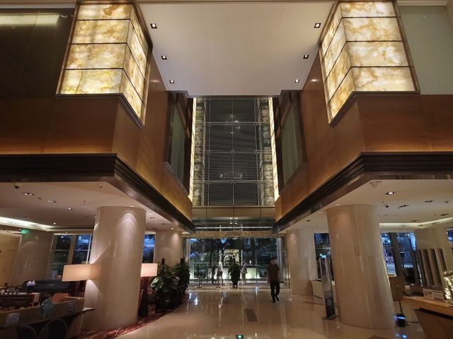 深圳星河麗思卡爾頓酒店