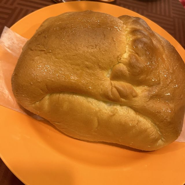 聞名的麵包雞