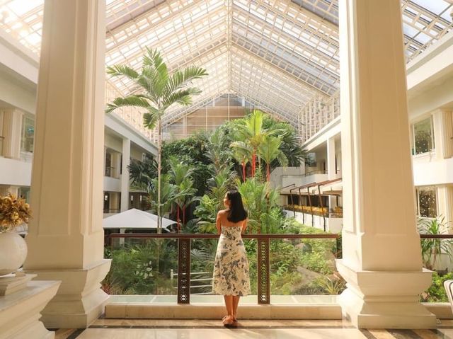 Dusit Thani Pattaya ที่พักสวยริมหาเพัทยา