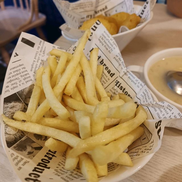 高雄林泉街美食分享~維納斯義式餐廳 烹飪料理技術高 調味適當 價格合理 好吃有特色