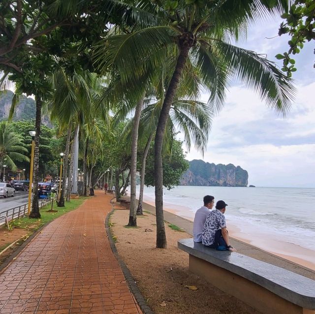 비 오는 날 운치있는 Ao Nang Beach 아오낭 해변