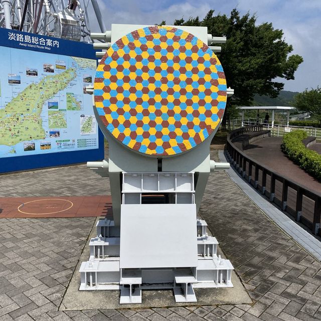 淡路島「淡路サービスエリア（下り）」絶景！明石海峡大橋と大観覧車が有名！でも！大橋のケーブル模型も見て欲しい