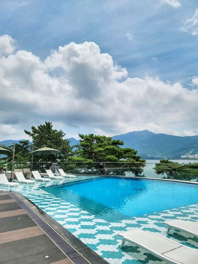 여유롭고 느긋한 여름휴가는 여기🏝