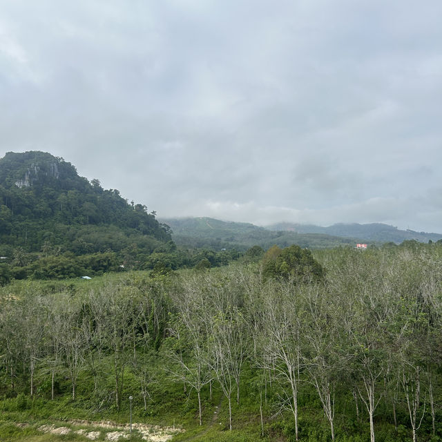 好風水的紫霞洞 ⛰️