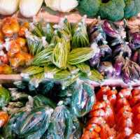 Farmer's Market amidst Chilling Weather