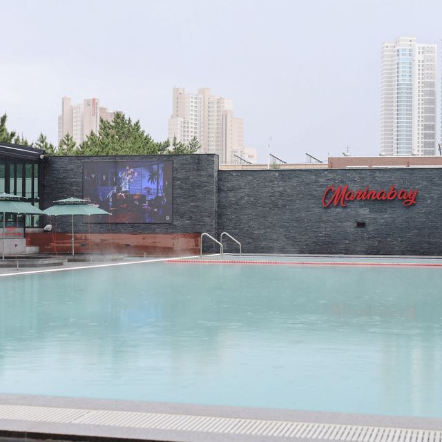 🌊 해수풀 수영장이 매력적인 "마리나베이 속초"
